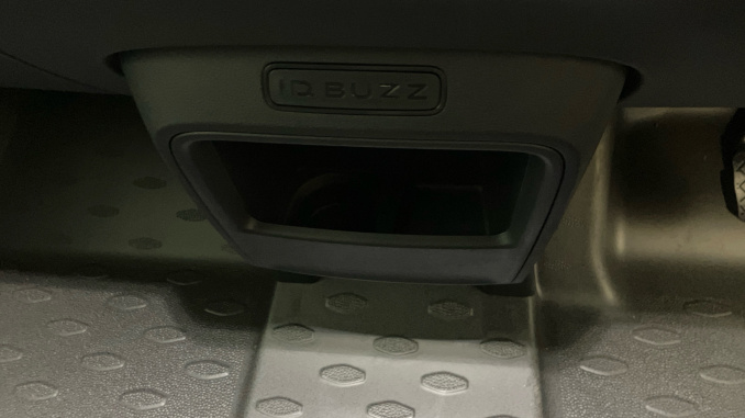 Volkswagen Id.Buzz Cargo 210kW Commerce Plus 79kWh Auto - Image 14